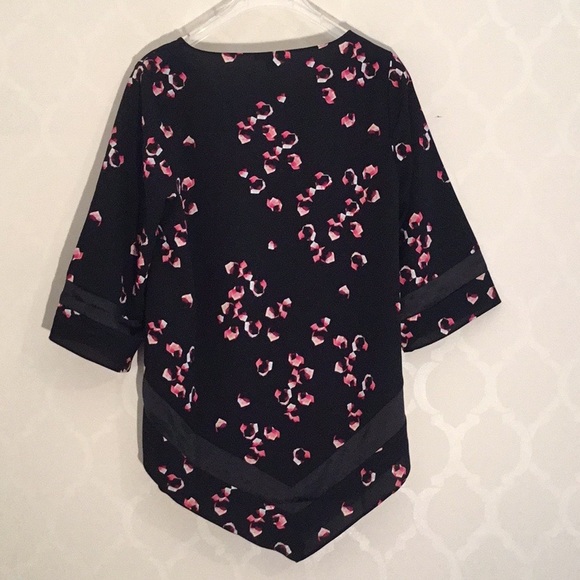 ALFANI PLUS SIZE PRINTED POINTED HEM TOP - Picture 5 of 11